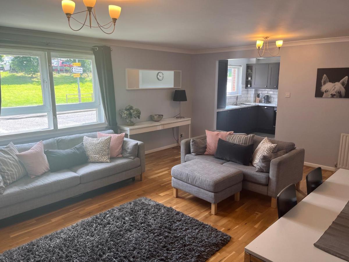 Flat Two, 212 Eaglesham Road, East Kilbride, Glasgow Extérieur photo